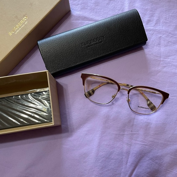 BURBERRY Frames with Display Lenses - Picture 14 of 16
